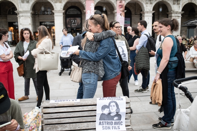 (ID_15384004) (Patxi Beltzaiz/EZEZAGUNA) 2025-10-03, Baiona. Astrid Lejuee sostengatzeko elkarretaratzea