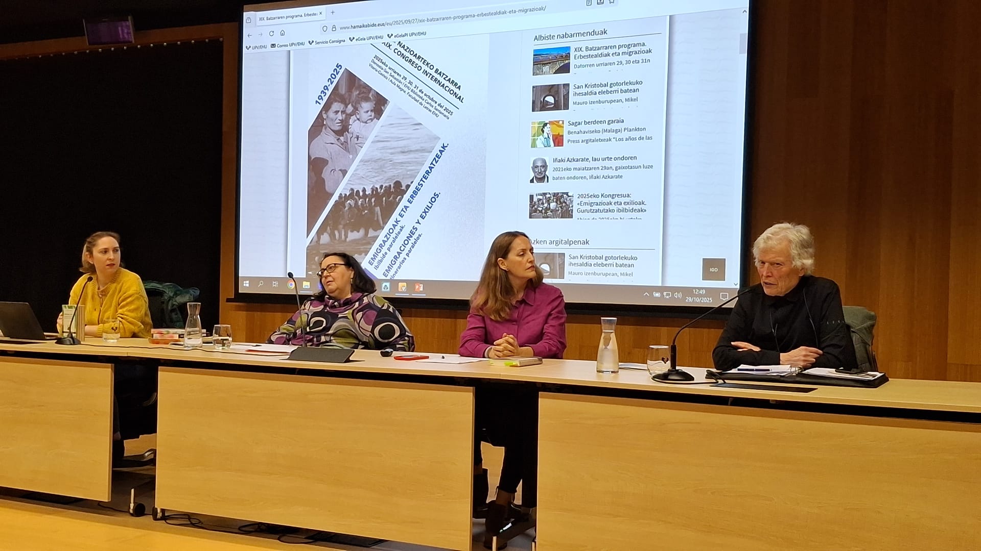 Euskal erbesteari buruzko Nazioarteko XIX. Kongresua, gaur, Donostiako Carlos Santamaria liburutegian. JOSU TXUECA