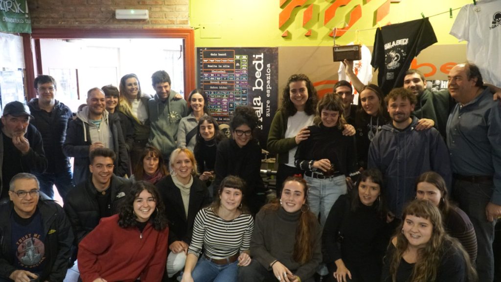 Hala Bedi irratiaren programazioaren aurkezpena, urriaren 25ean. HALA BEDI