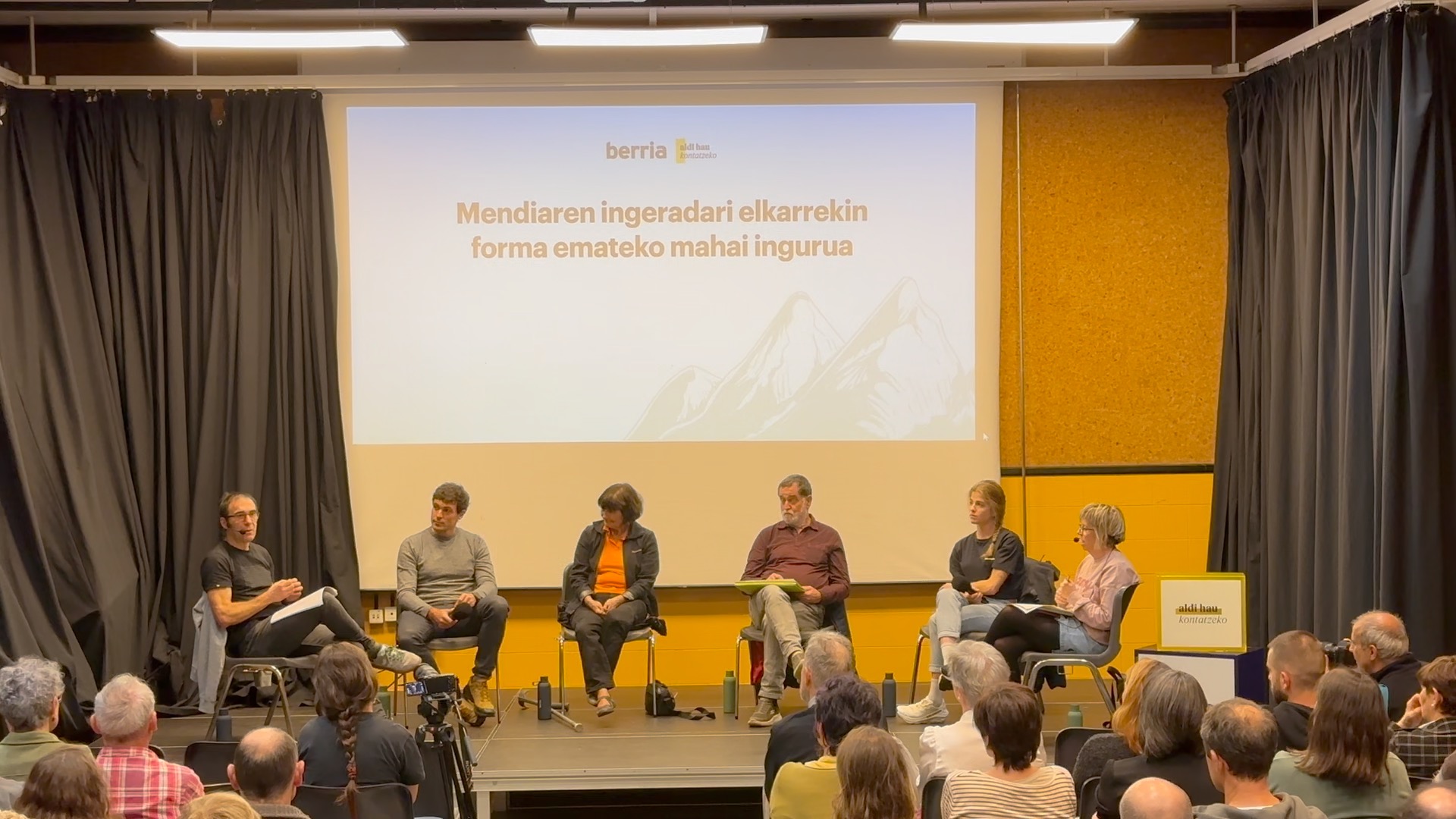 Mendiaren ingeradari elkarrekin forma ematen