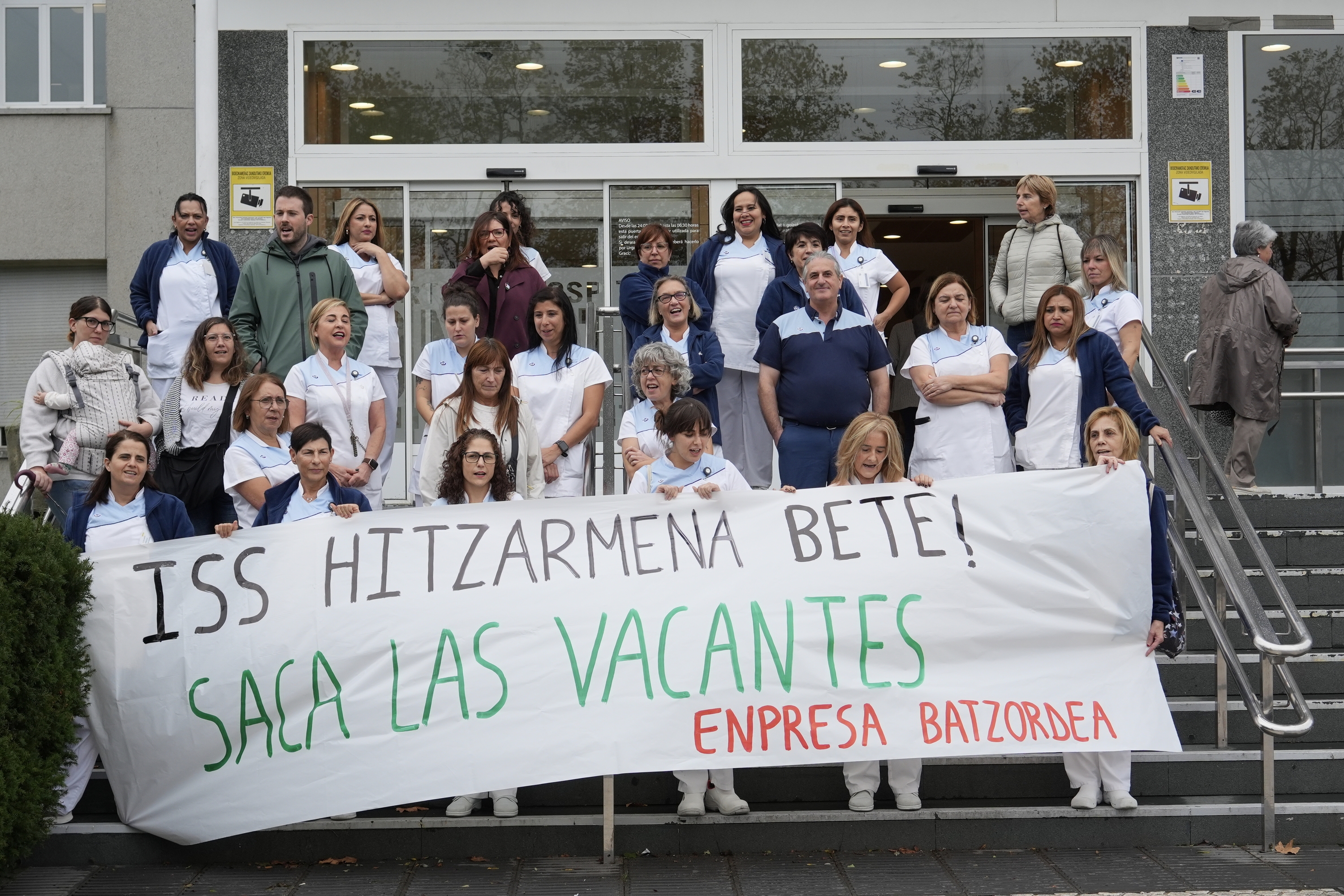 Garbitzaileek egindako elkarretaratzea, gaur, Donostian. JON URBE / FOKU