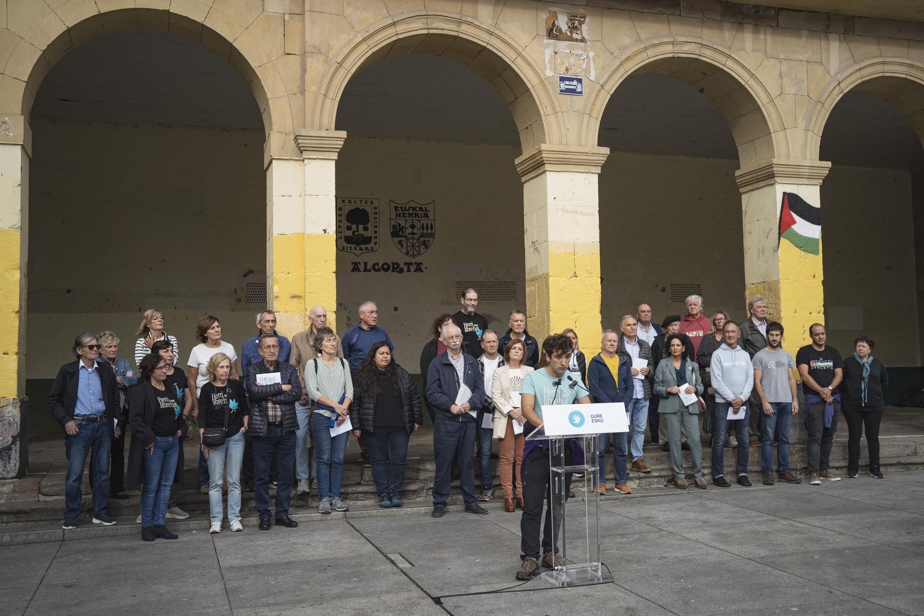 Gure Esku-k agerraldia egin du gaur Getxon. ARITZ LOIOLA / FOKU