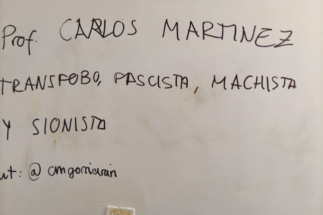 EHUn agertu diren pintaketak. BERRIA EHUn agertu diren pintaketak. BERRIA