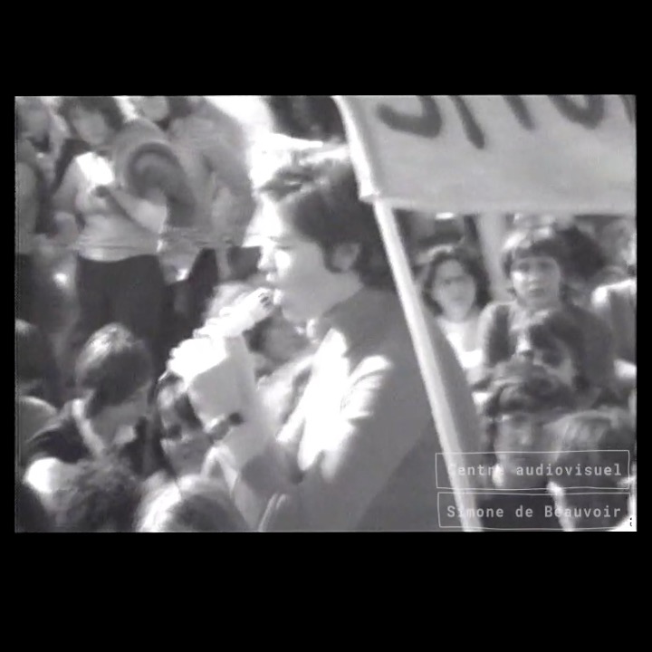 Hendaian egin zuten emakumeen martxa