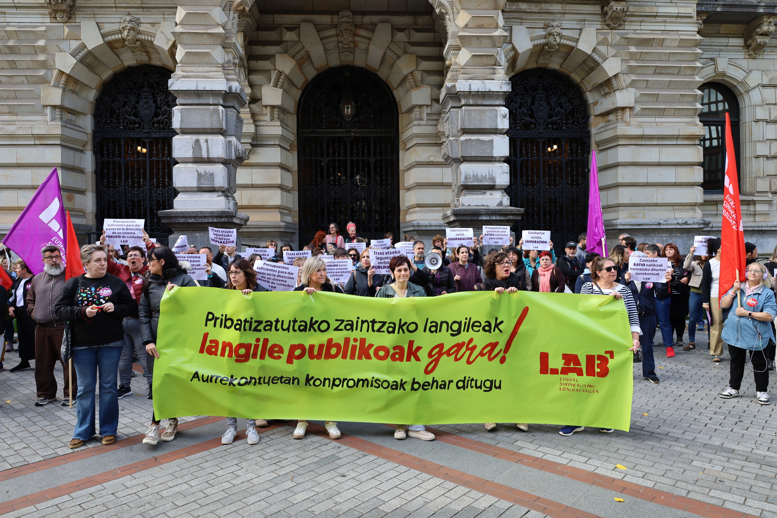 LABen kontzentrazioa gaur, Bilbon. Bertan izan da Garbiñe Aranburu koordinatzaile orokorra. LAB