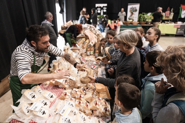 (ID_15493554) (Nahia Garat) Lurrama, estrena, Euskal Herriko mozkinak,. Miarritze, 2025/11/07 (ID_15493554) (Nahia Garat) Lurrama, estrena, Euskal Herriko mozkinak,. Miarritze, 2025/11/07