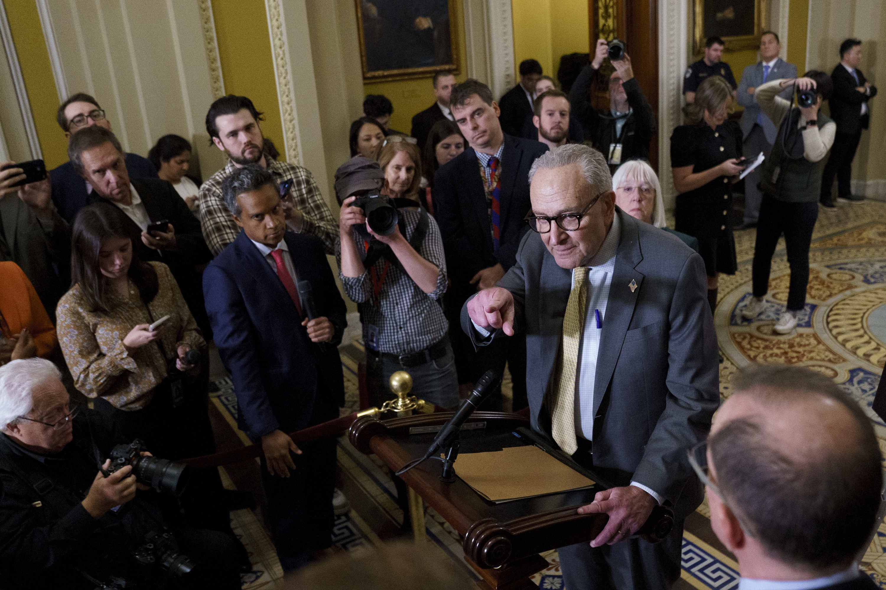  Chuck Schumer demokraten senatuko liderra, agerraldi batean, artxiboko irudi batean. WILL OLIVER/EFE