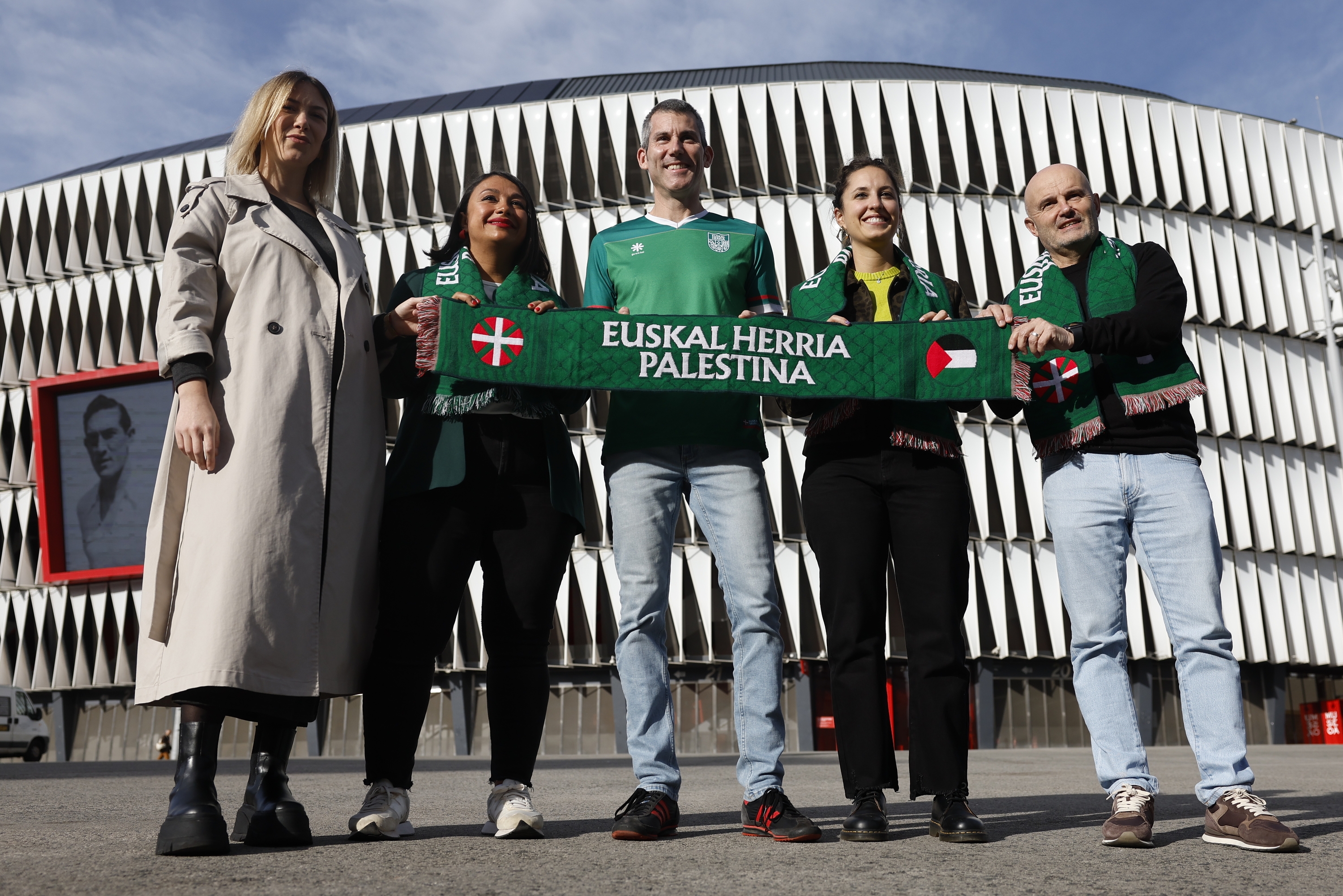 Arkaitz Rodriguez EH Bilduko ordezkarien buru, gaur San Mamesen. MIGUEL TOÑA / EFE