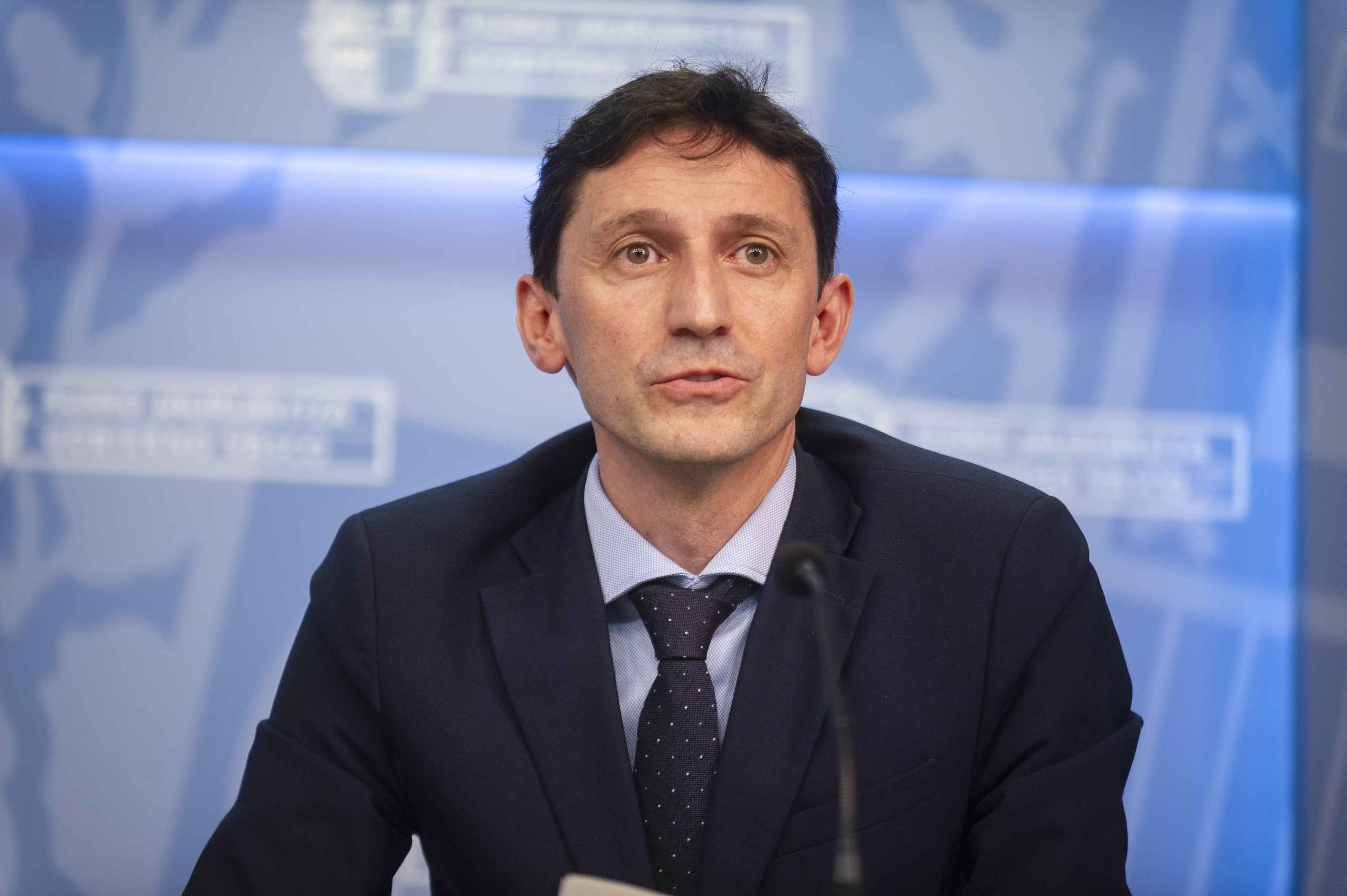 Jaurlaritzako Ogasun sailburu Noel D'Anjou. FOKU