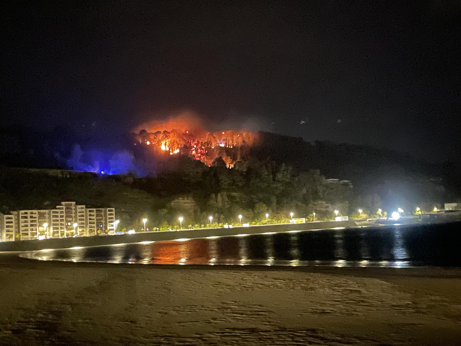 Hondarribian izandako sutea. BERRIA