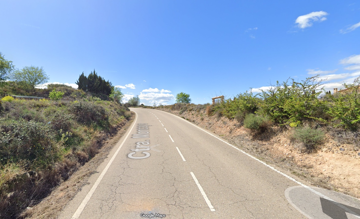 88 urteko txirrindulari nafar bat zendu da furgoneta batek harrapatuta 88 urteko txirrindulari nafar bat zendu da furgoneta batek harrapatuta