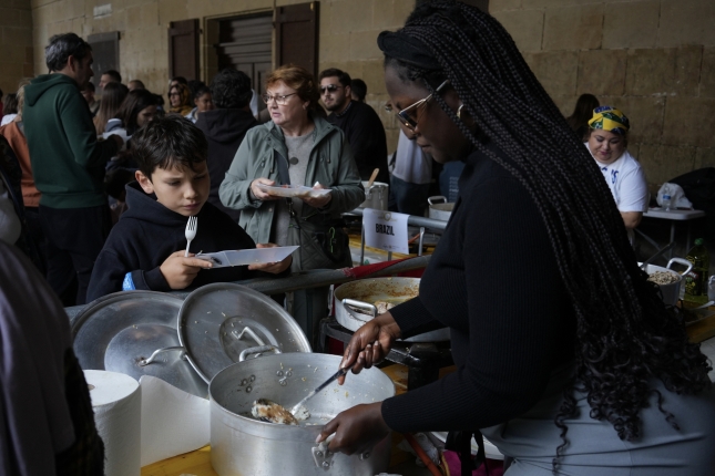 Nahi adina platerkada errepikatzeko aukera egon da. JON URBE / FOKU Nahi adina platerkada errepikatzeko aukera egon da. JON URBE / FOKU