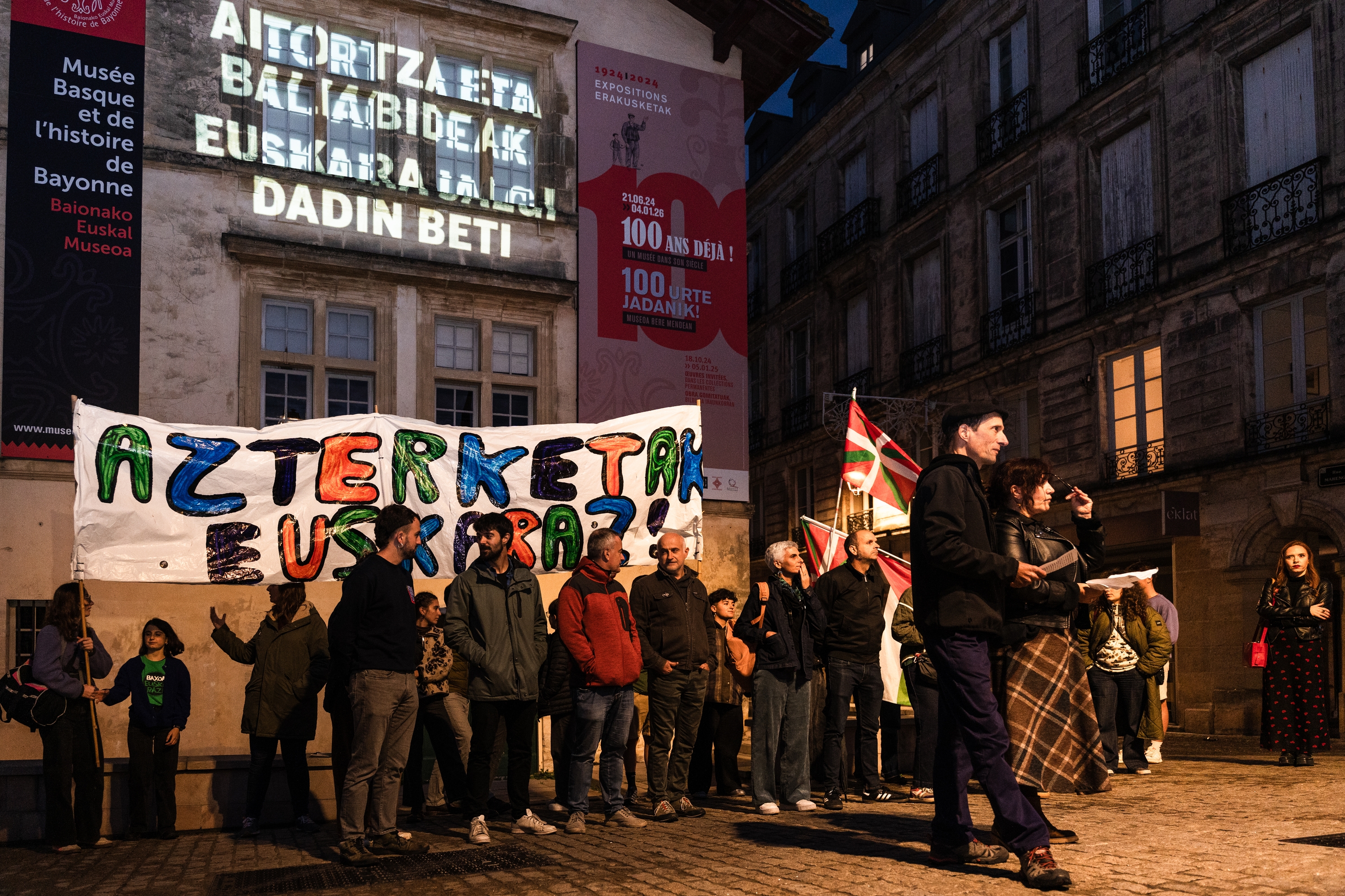 Euskalgintzaren agerraldia, gaur, Baionan. NAHIA GARAT.