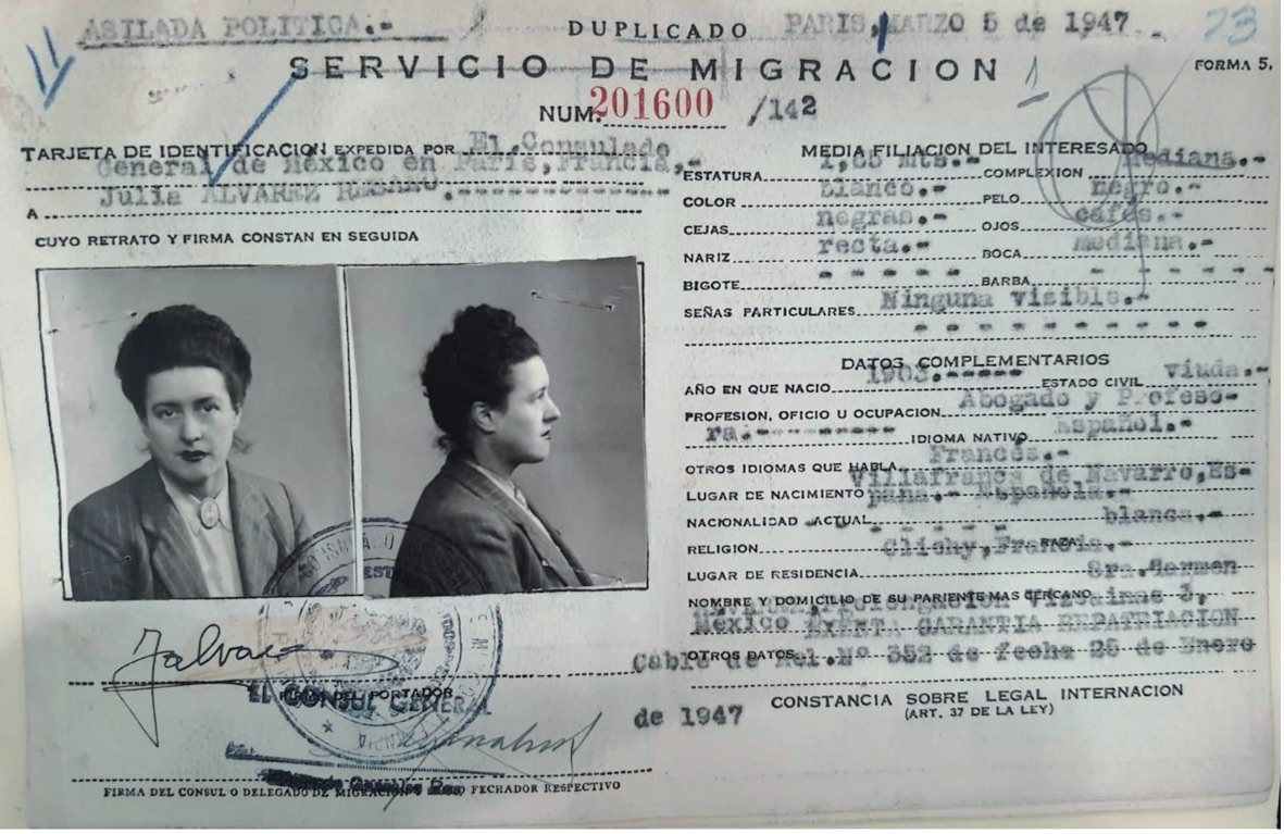 Julia Alvarez Resanoren identifikazio txartela, Mexikoren Parisko kontsulatuak 1947. urtean emana. PAMIELA