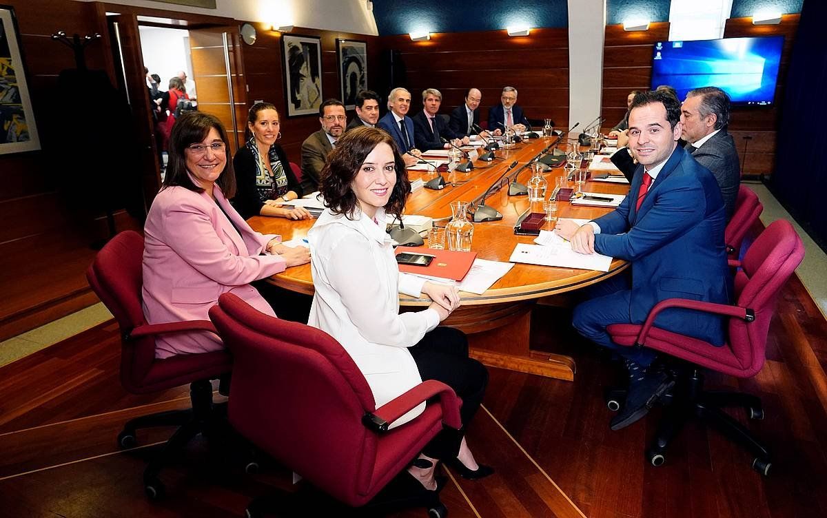 Diaz Ayuso,  Madrilgo Komunitateko Gobernu Batzordearen buru, otsailaren 4ean. EFE