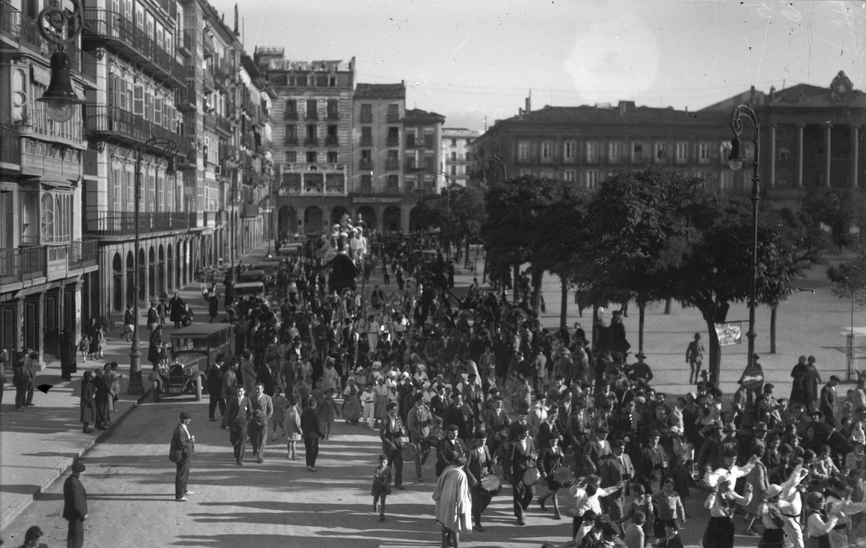 Iruñean 1930. urtean ospatutako Euskararen Eguna. GALLE / NAFARROAKO FOTOTEKA