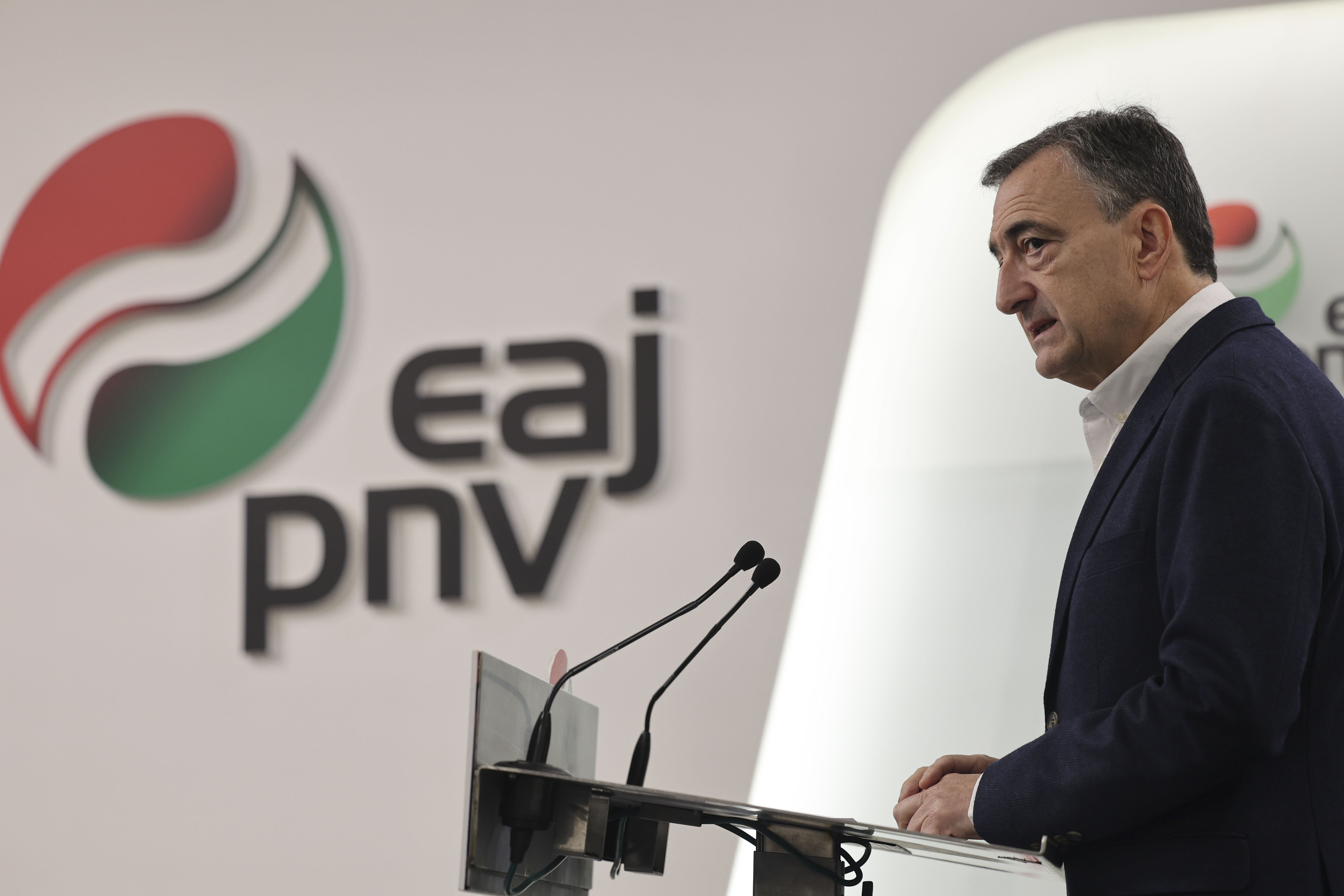 EAJko EBBko presidente Aitor Esteban, gaur, Sabin Etxean. LUIS TEJIDO / EFE