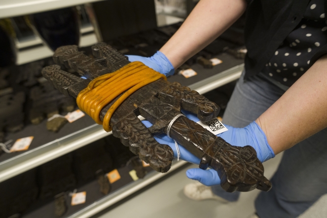 Alegiako argizaiola bat, XVIII. mendekoa. JON URBE / FOKU Alegiako argizaiola bat, XVIII. mendekoa. JON URBE / FOKU