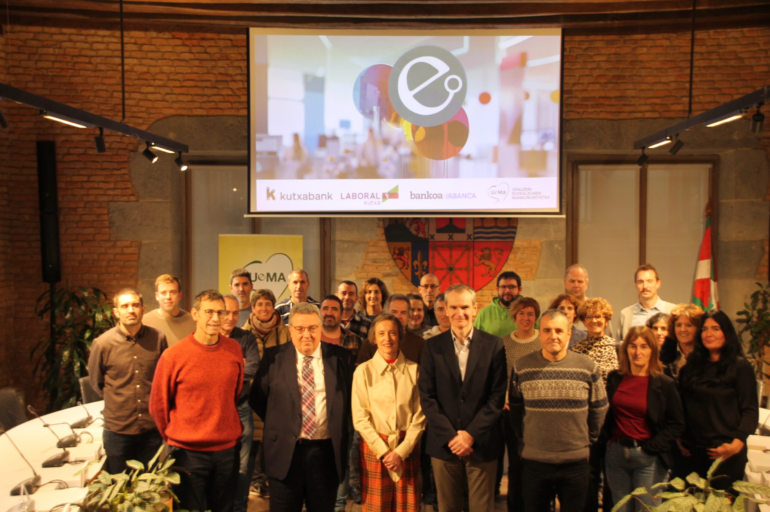 Akordioaren berri emateko agerraldia, gaur, Tolosan. UEMA