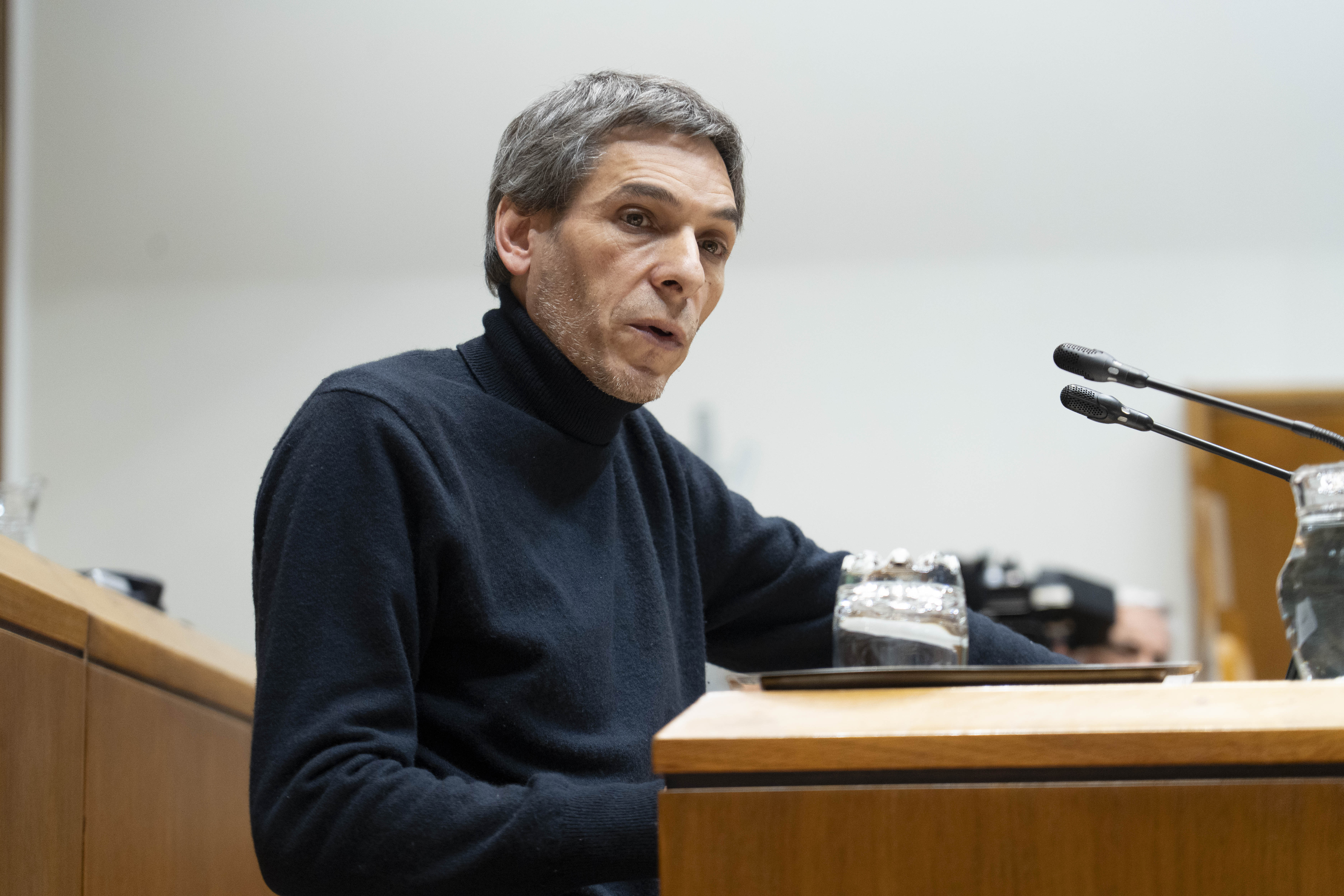 Jon Hernandez, gaur, Eusko Legebiltzarrean. SUMAR