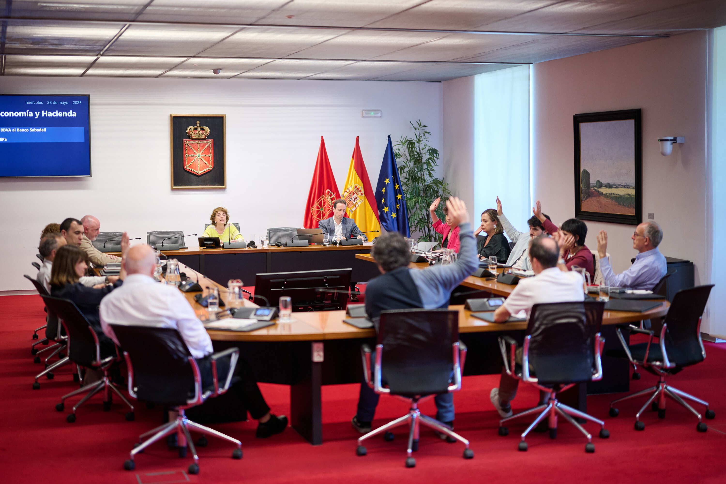 (ID_17637312595055) Nafarroako parlamentua