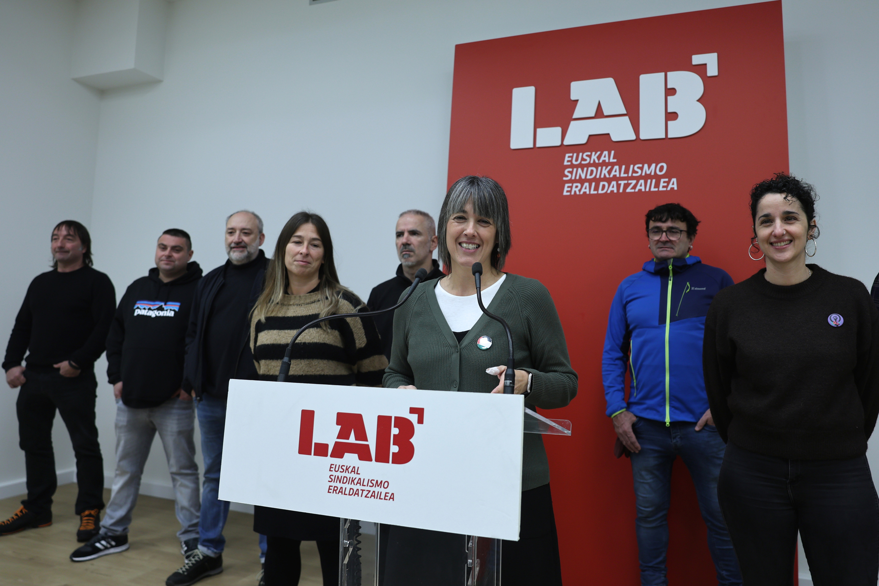 LAB sindikatuko ordezkariak ostiral honetan Bilbon egindako agerraldian. OSKAR MATXIN EDESA / FOKU