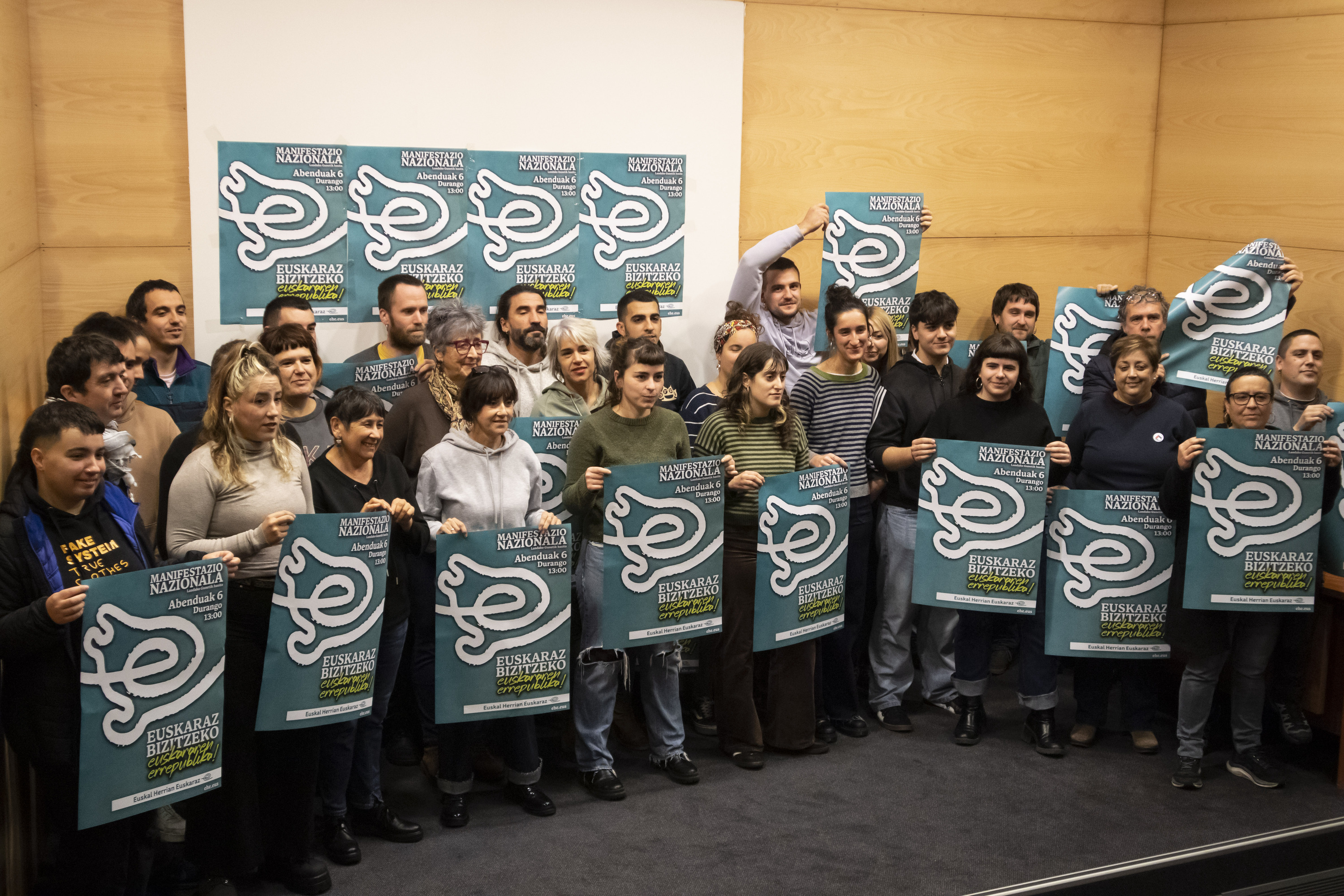 Gizarte eragileen gaurko agerraldia, Durangon. EHE