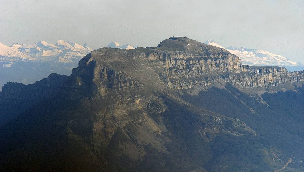 Beriain mendia,  Aratz menditik ikusita. GOTZON ARANBURU / FOKU