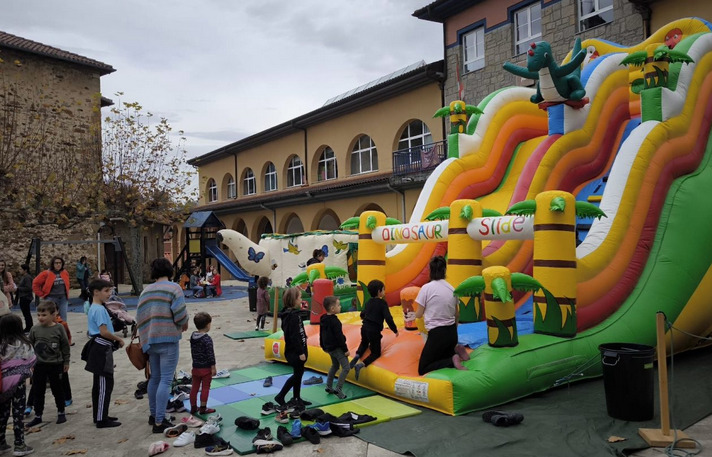 Joan den urteko Euskararen Eguneko argazkia. Arrakudiagan ospatu zuten. AIARALDEKO EUSKALGINTZAREN KONTSEILUA