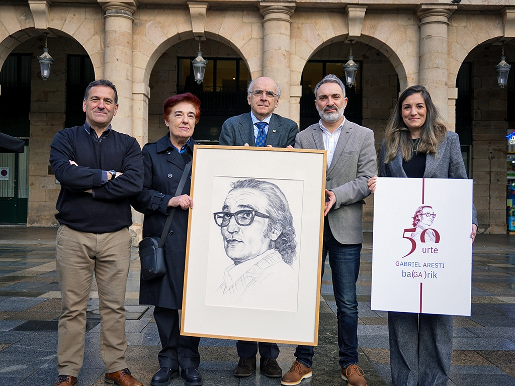 Gaur aurkeztu ditu Euskaltzaindiak Gabriel Arestiren omenezko bi kontzertuak. EUSKALTZAINDIA