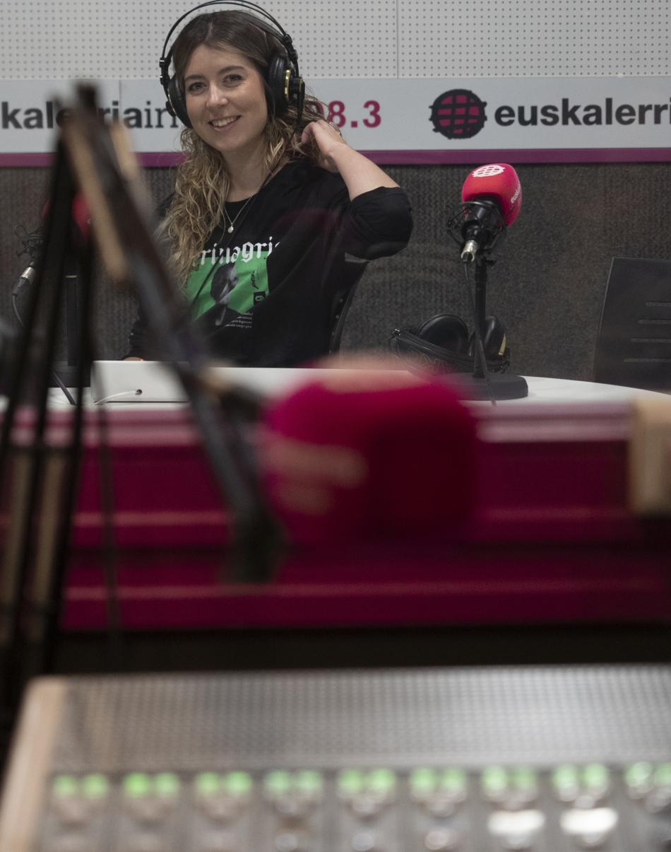 Sarai Robles Beratzen bideopodcasteko aurkezlea. Sarai Robles Beratzen bideopodcasteko aurkezlea.