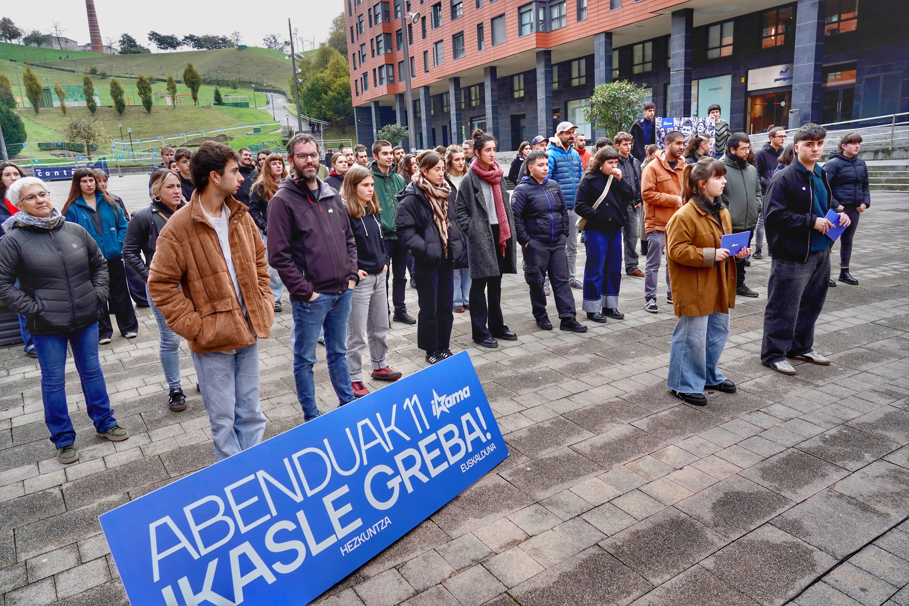 Ikama ikasleen antolakundeak gaur Bilbon egin duten agerraldiaren irudia. MARISOL RAMIREZ / FOKU