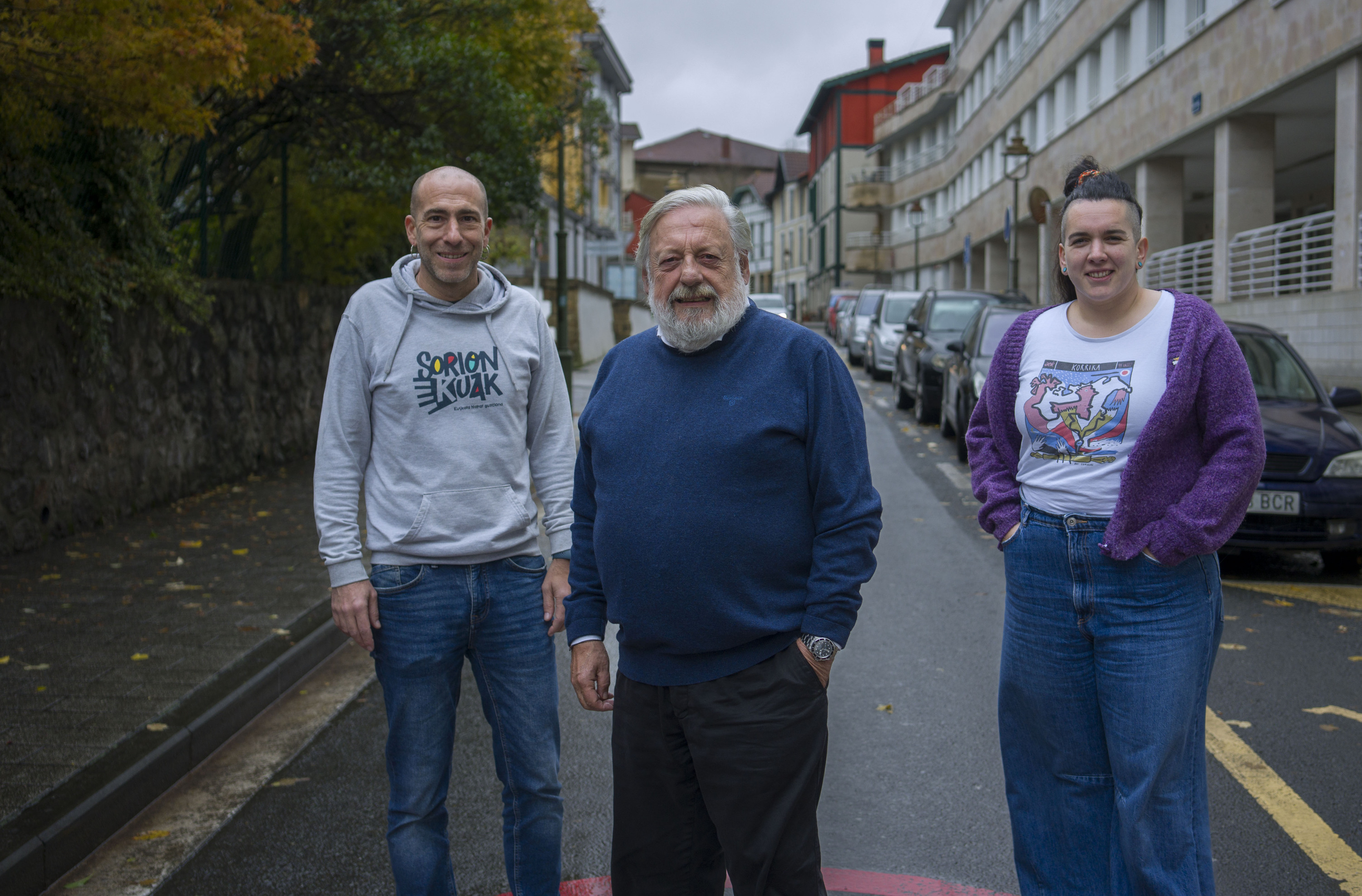 Ezkerretik eskuinera: Gartzia, Errazti eta Elordi, astelehenean, Usurbilen. JON URBE / FOKU