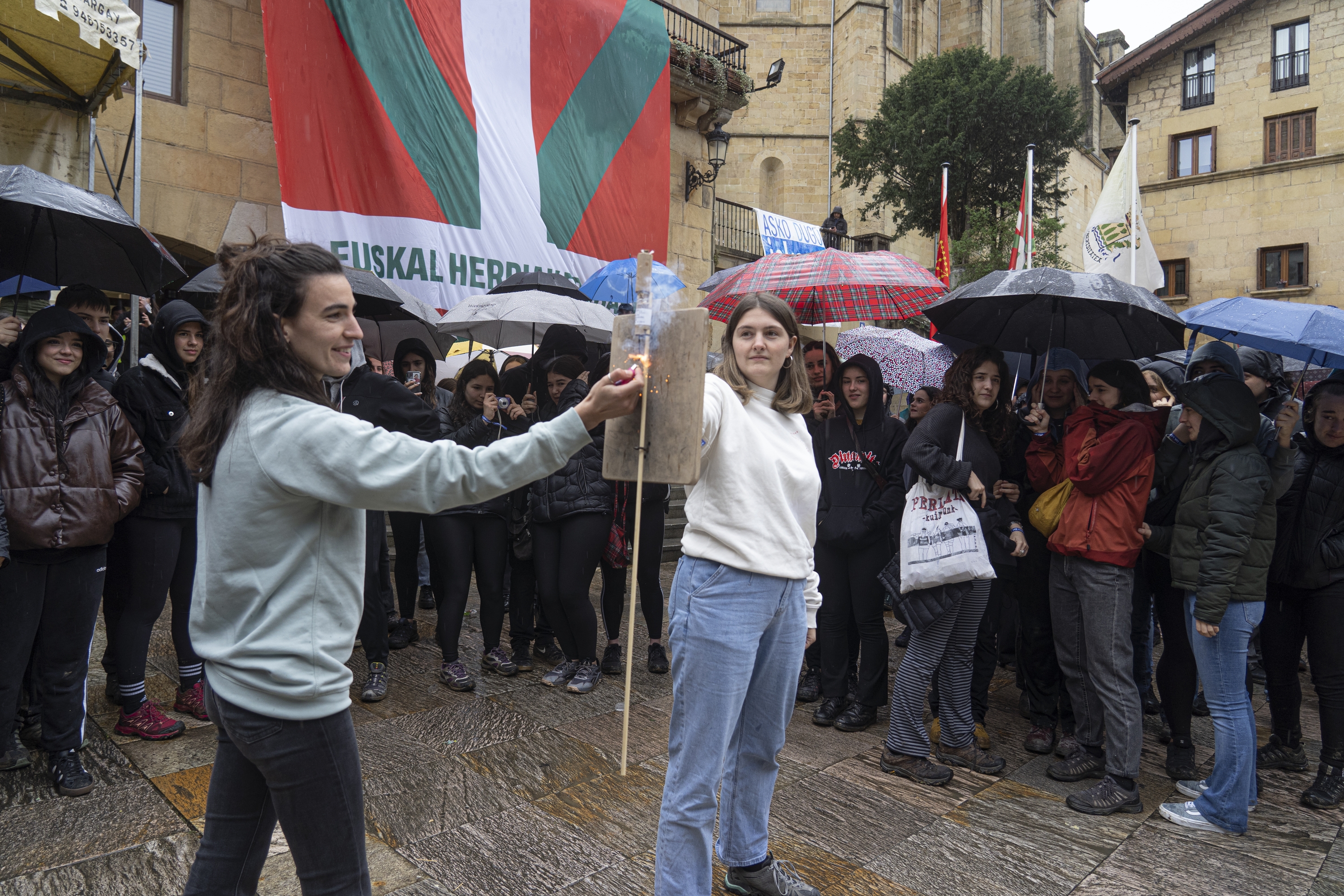 Iazko Gazte Topagunearen hasiera ekitaldia, Lezon. MONIKA DEL VALLE / FOKU