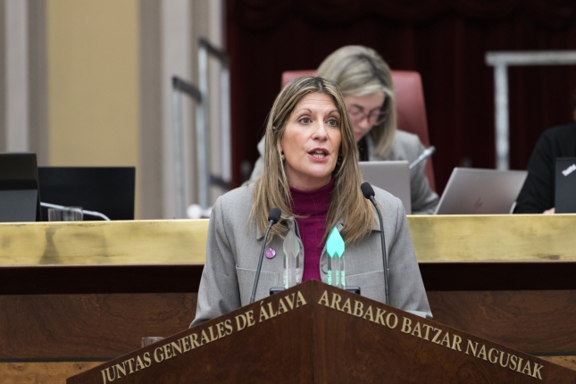 Saray Zarate Ekonomiaren Garapen eta Iraunkortasunerako foru diputatua. ARABAKO FORU ALDUNDIA Saray Zarate Ekonomiaren Garapen eta Iraunkortasunerako foru diputatua. ARABAKO FORU ALDUNDIA