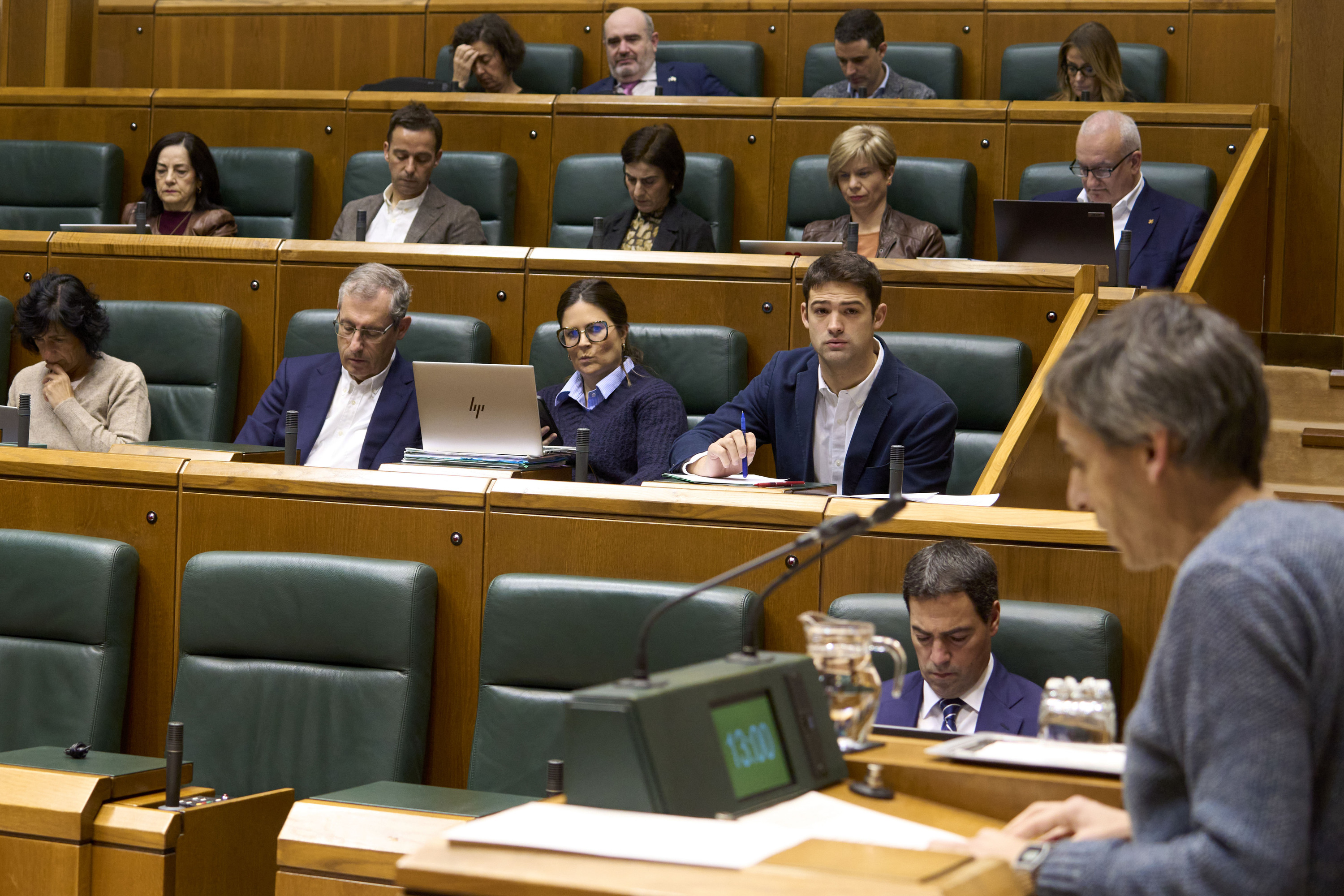 EAJko kideak Eusko Legebiltzarrean gaur. L. RICO / EFE