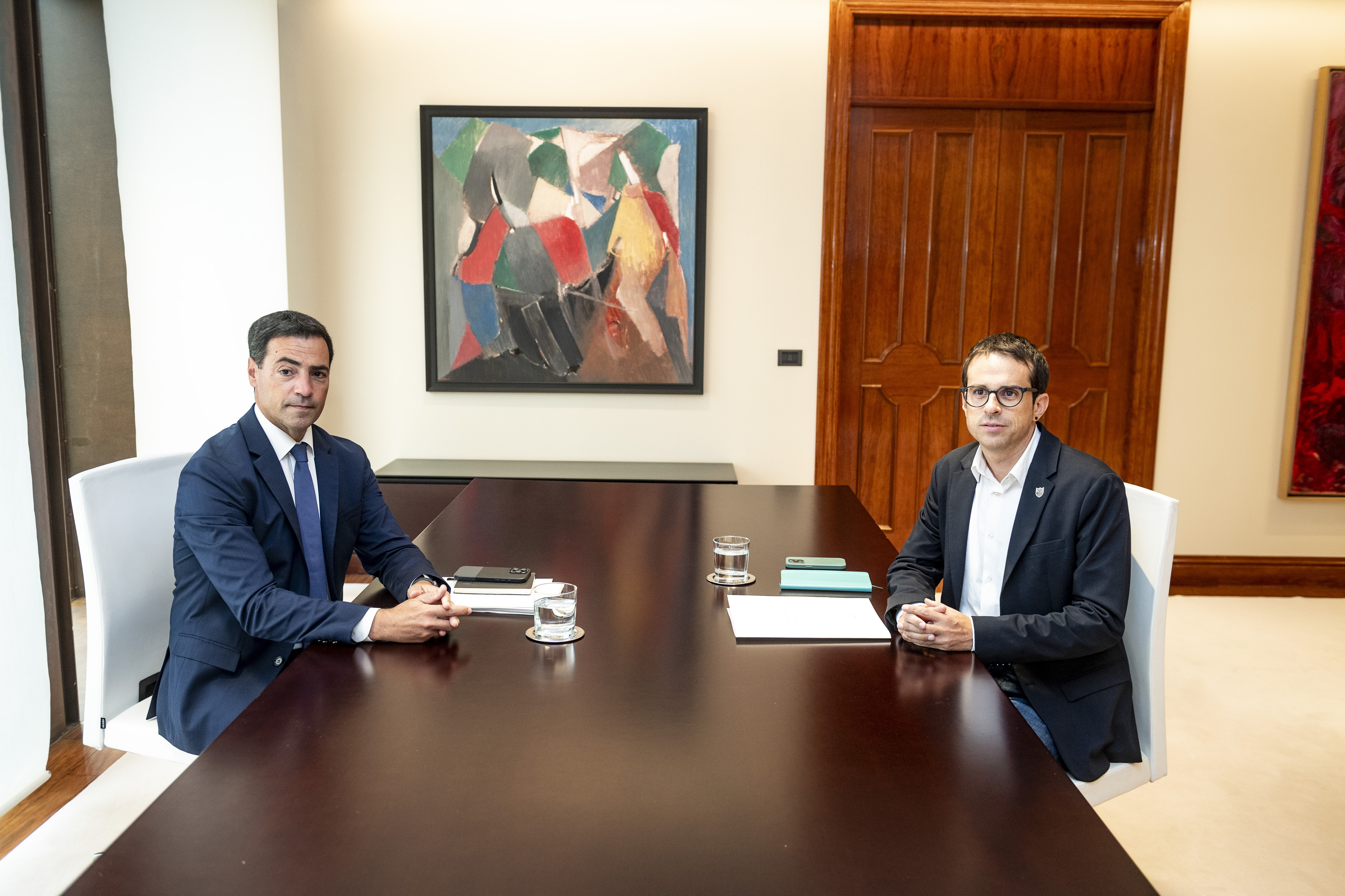 Imanol Pradales eta Pello Otxandiano, aurtengo irailean egindako bilera batean. JAIZKI FONTANEDA / FOKU