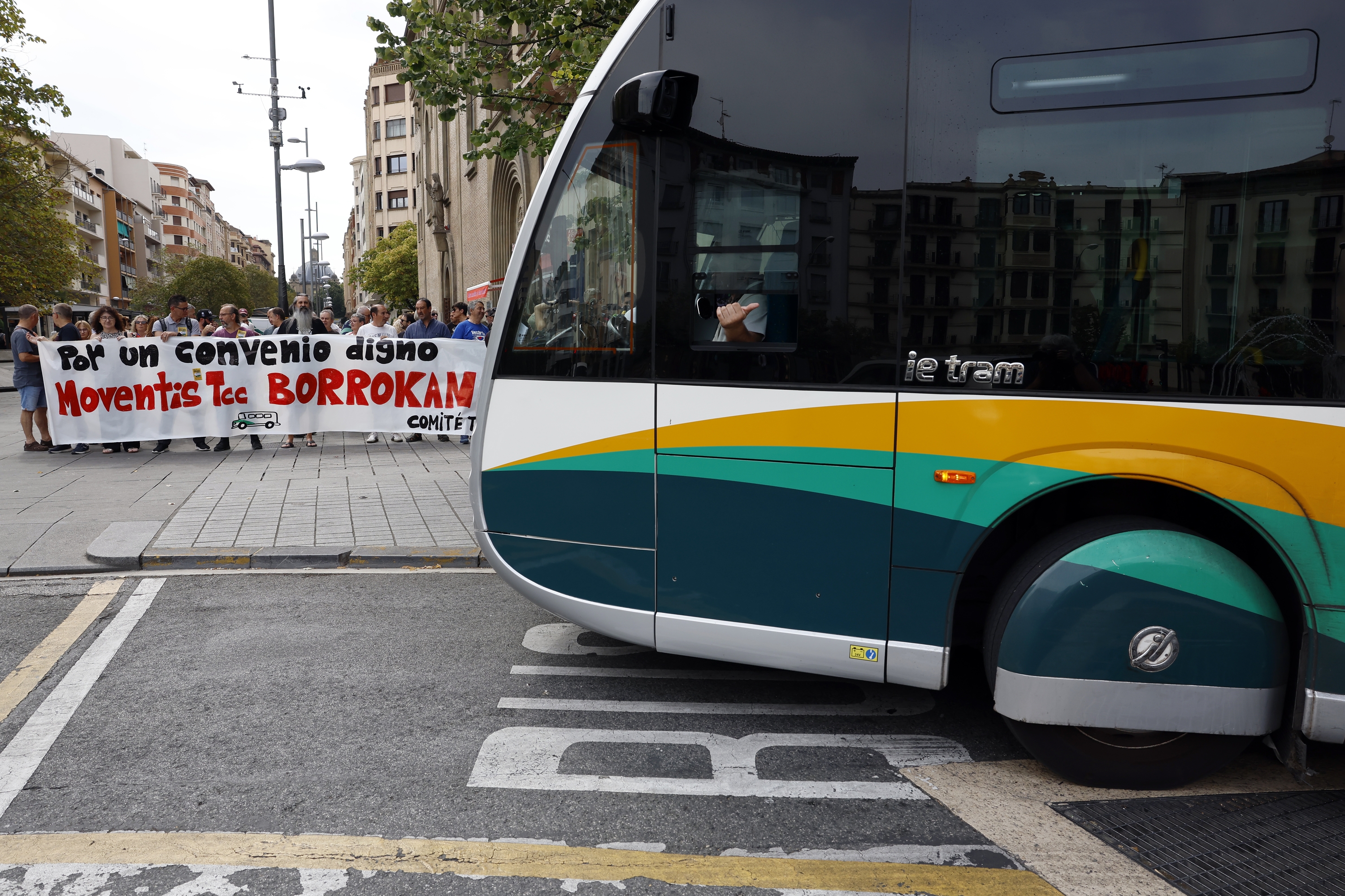 Billabesetako langileen mobilizazioa, Iruñean. JESUS DIGES / EFE