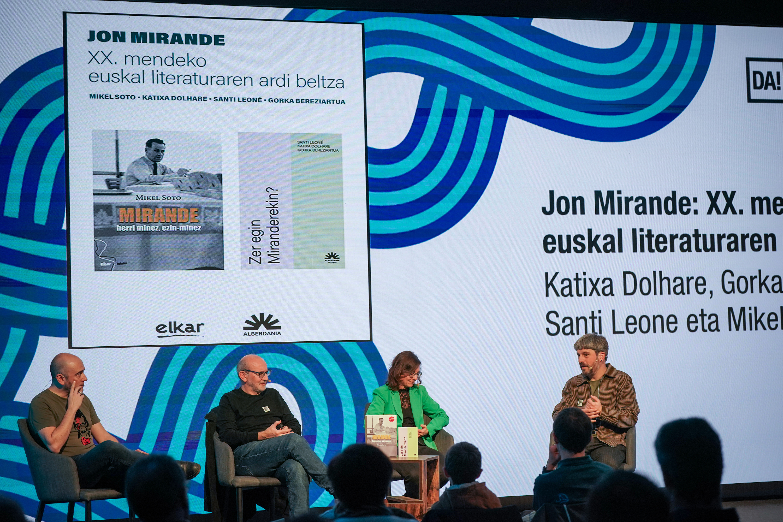 Mikel Soto, Xabier Mendiguren, Katixa Dolhare eta Gorka Bereziartua, gaur, Durangon. ENDIKA PORTILLO / FOKU