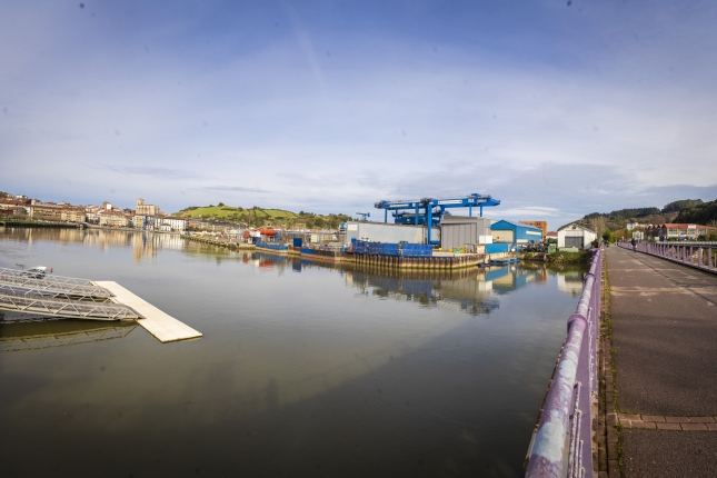 Balenciaga ontziola, Zumaiako herrigunearen parean. GORKA RUBIO / FOKU