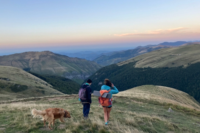 Popol eta Txikirekin elkartu ginen unea; euren borda non dagoen erakutsi ziguten. JOANES BASURTO MERINO