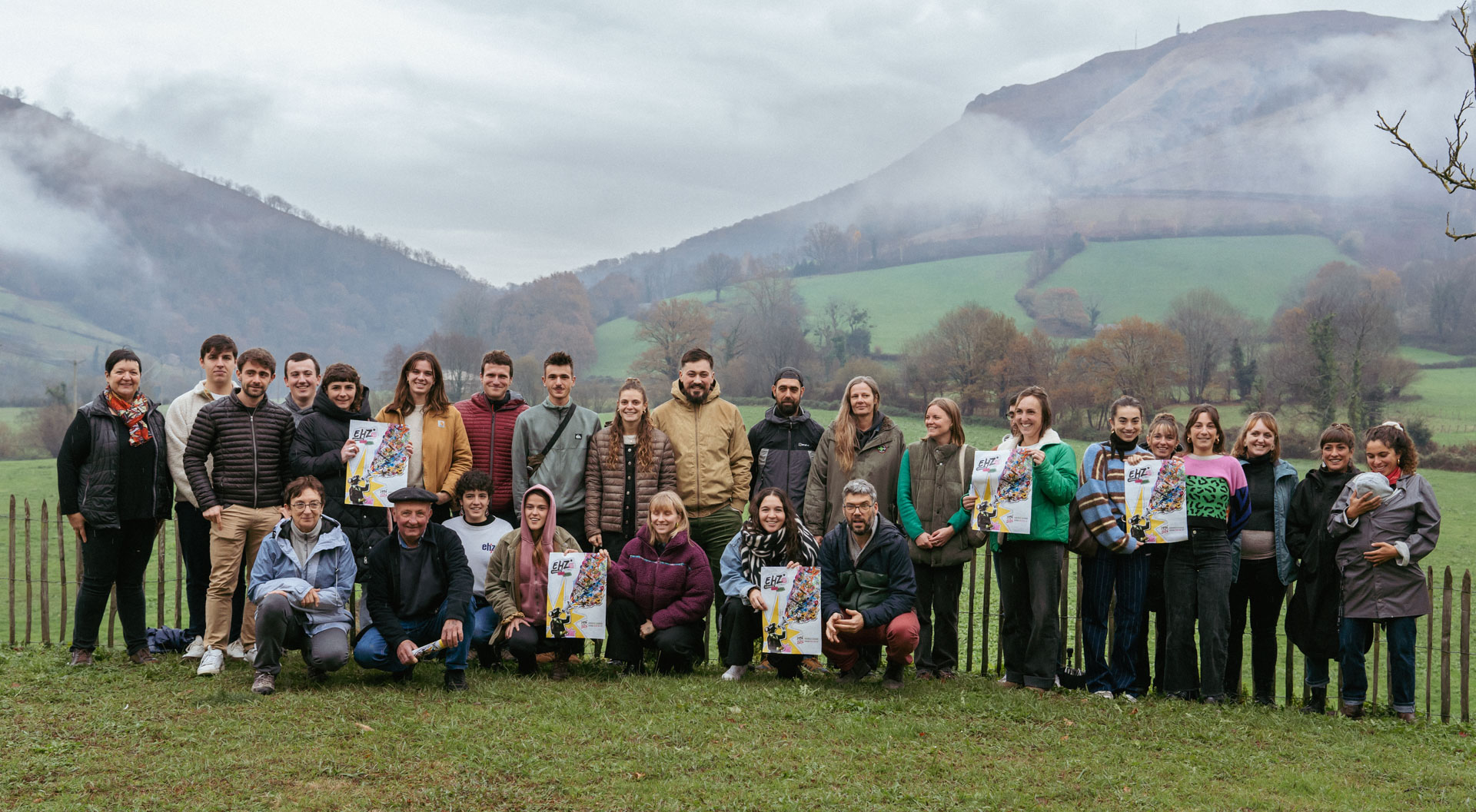 EHZko kideak, Arrosako Sohatian egin aurkezpenean. EHZ