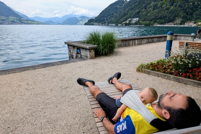 Lucerna lakuaren ondoan, Lucernara bidean. MIKEL GOMEZ GAUNA