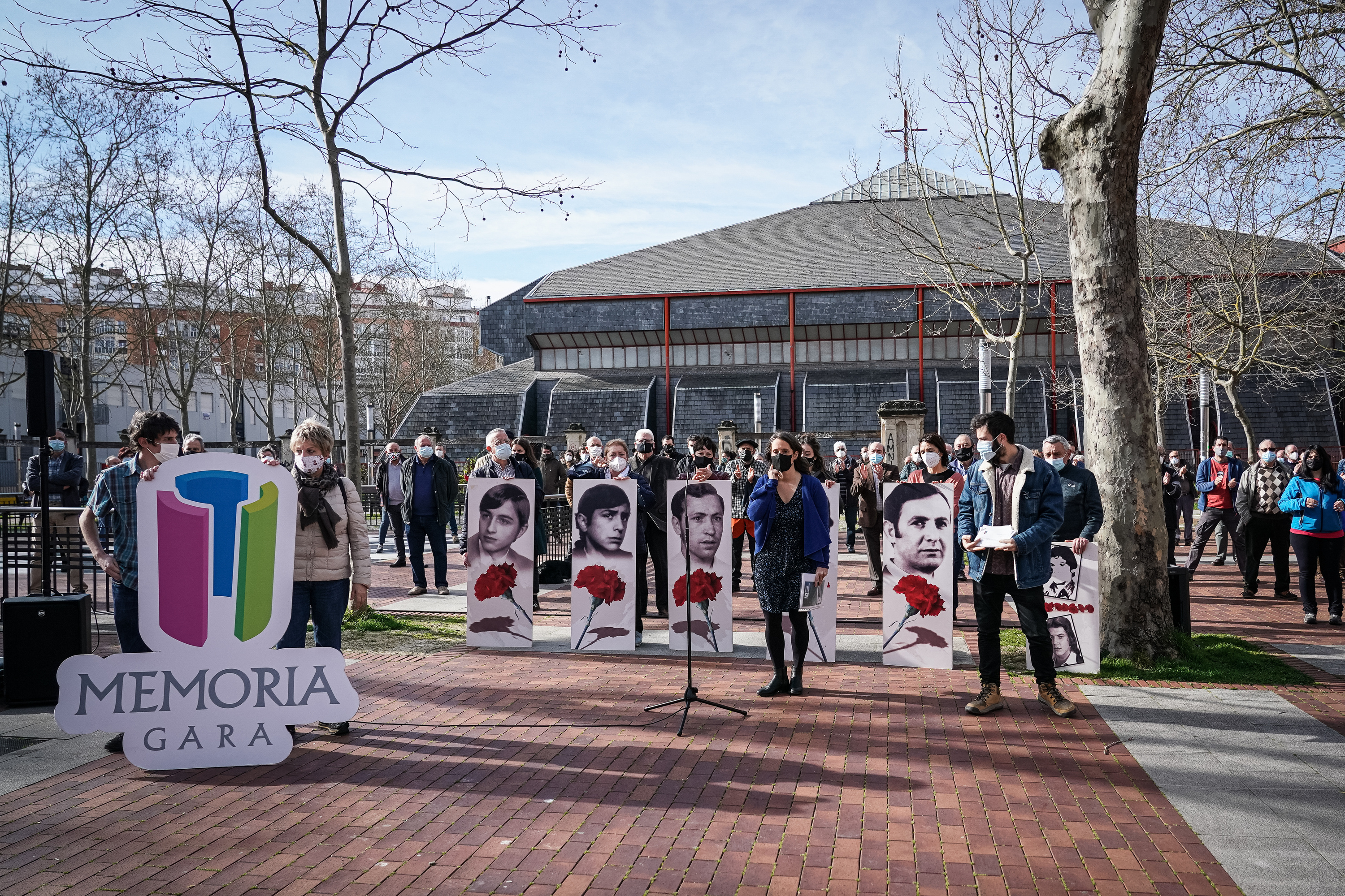 Memoria Gara elkarteak deitutako oroimen ekitaldi bat 1976ko martxoak 3ko Gasteizko sarraskia gogoratzeko. ENDIKA PORTILLO / FOKU