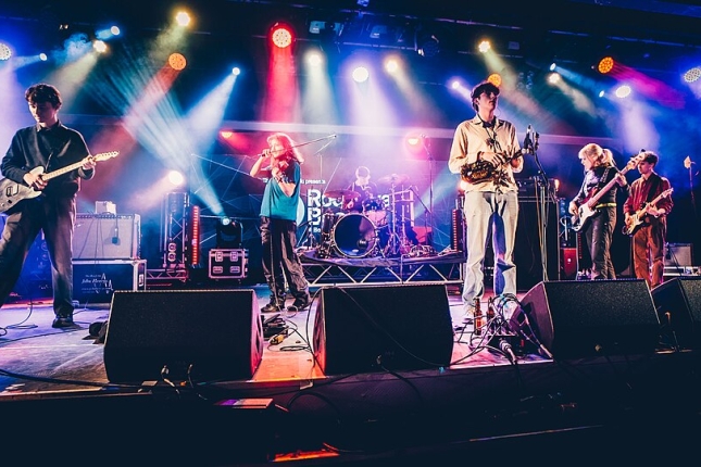 (ID_17658087236765) Black Country New Road