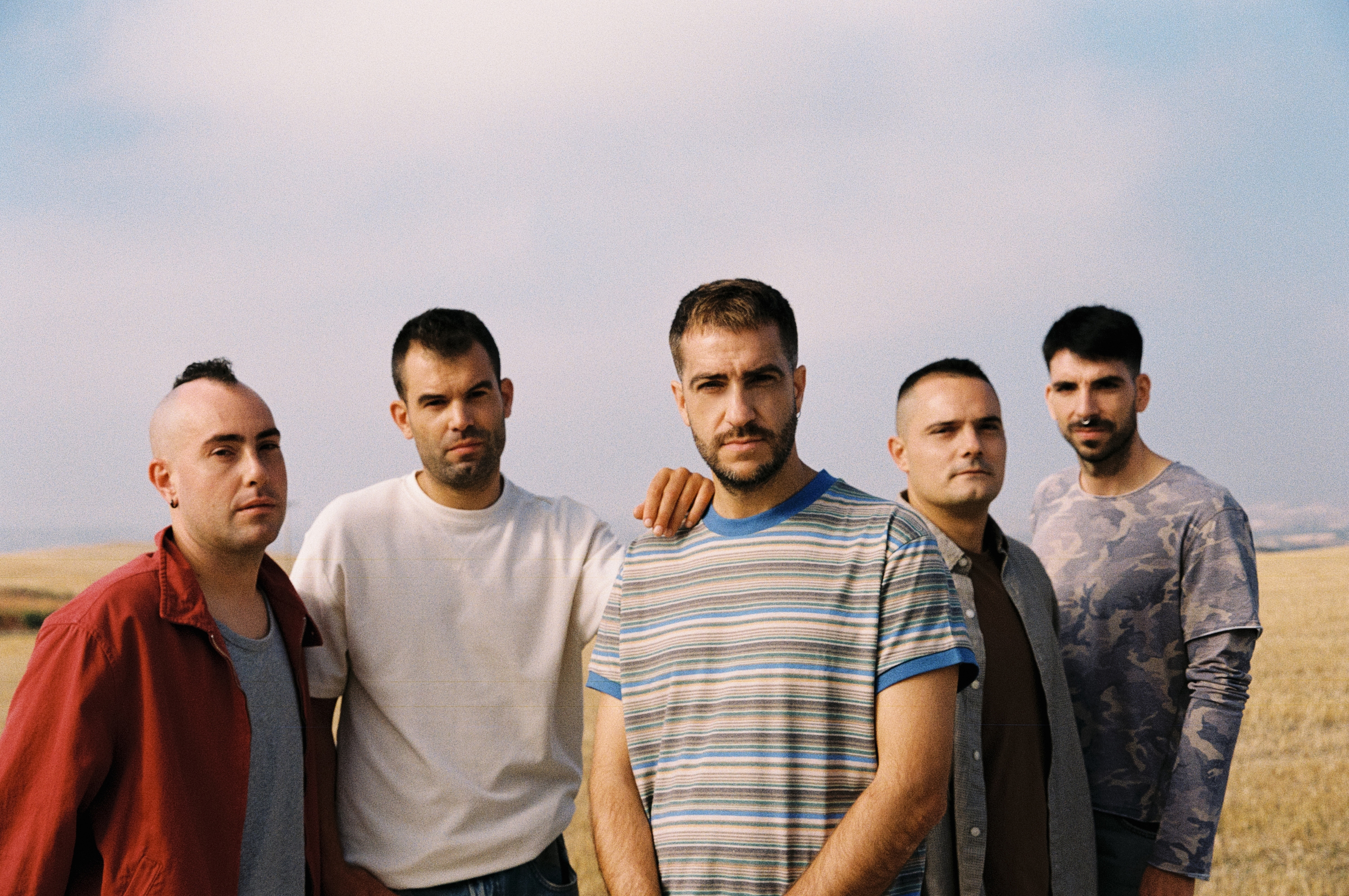 ETS taldeko kideak. Erdian, Iñigo Etxezarreta. EN TOL SARMIENTO