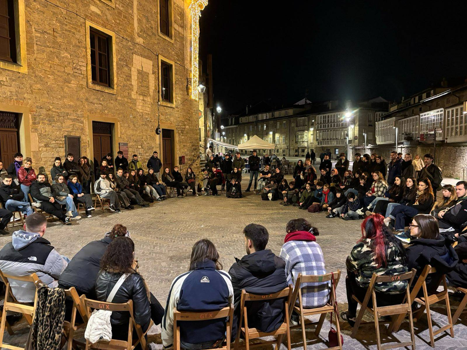 GKSk eta IASk atzo iuntzean Gasteizen egindako batzarra. GKS