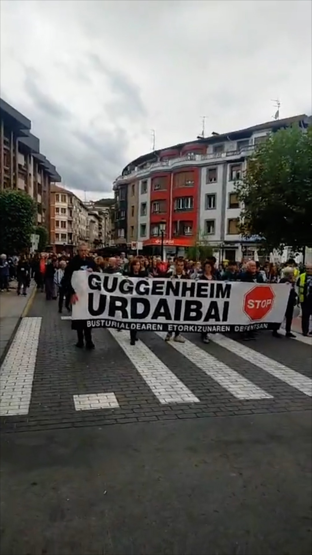 Guggenheim Urdaibai proiektua bertan behera utzi dute museoko patronatukideek