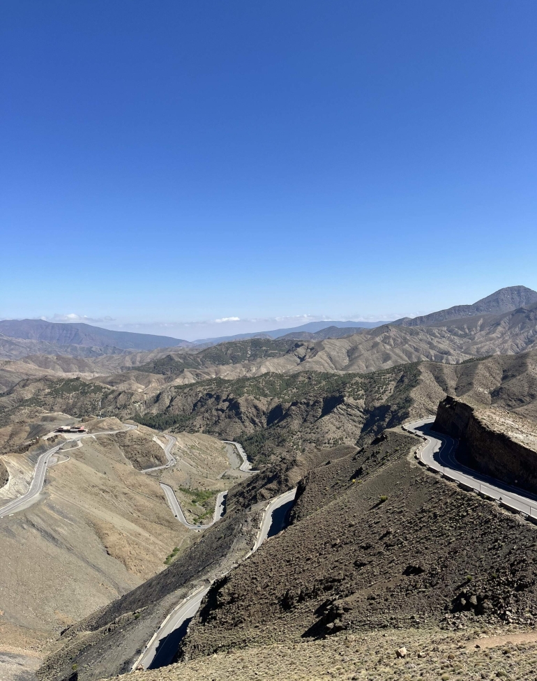 Atlas Garaira joateko kurbaz beteriko bidea. INGE GOENAGA GOROSTIAGA