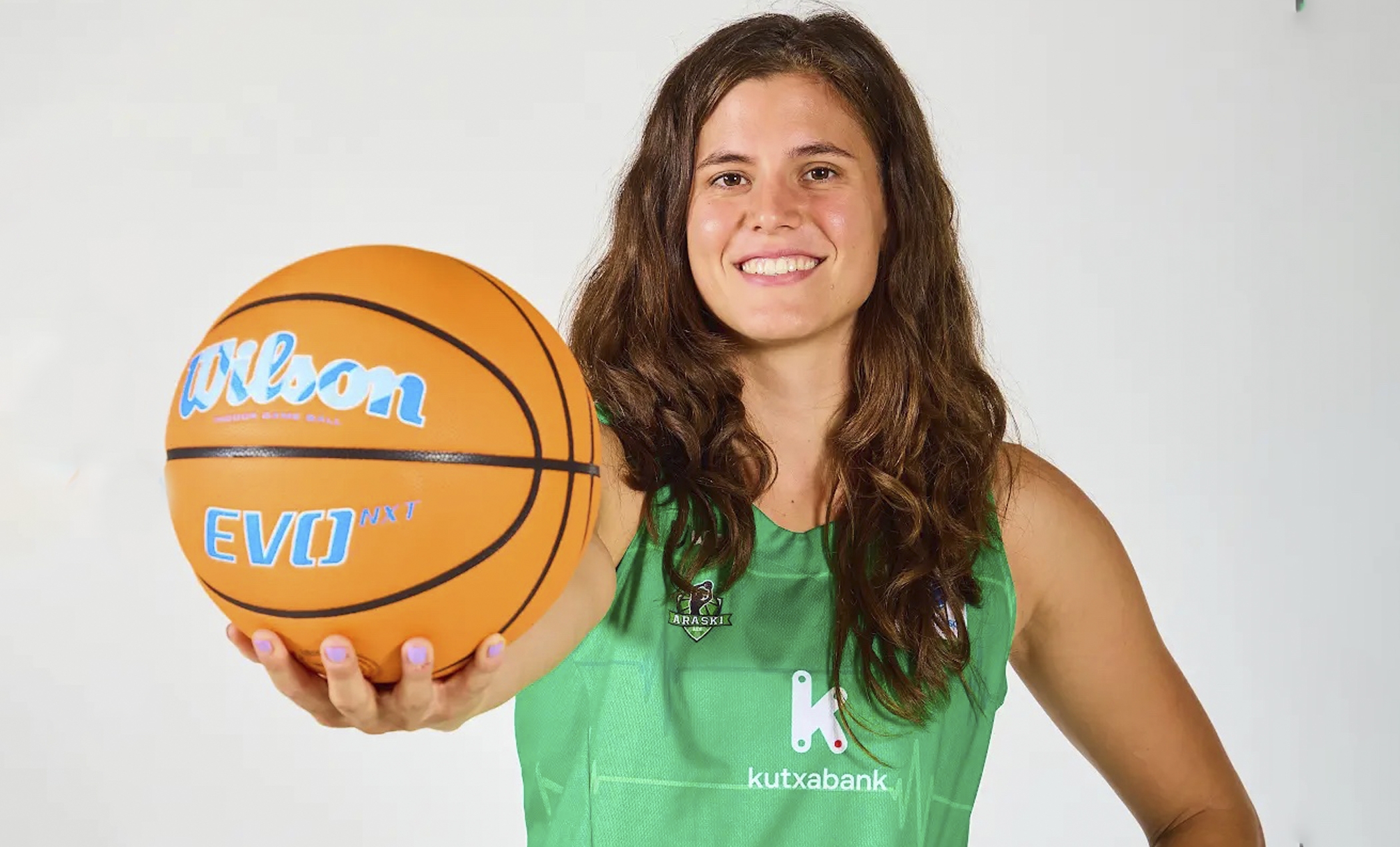 Montse Brotons Araskiko jokalaria. ARASKI